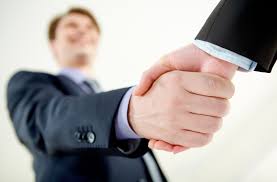 88i, primeira seguradora 100% digital, faz parceria com Vá de Taxi