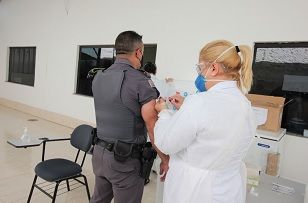 Grupo São Cristóvão apoia vacinação contra Covid-19 no 21º Batalhão da Polícia Militar da Mooca