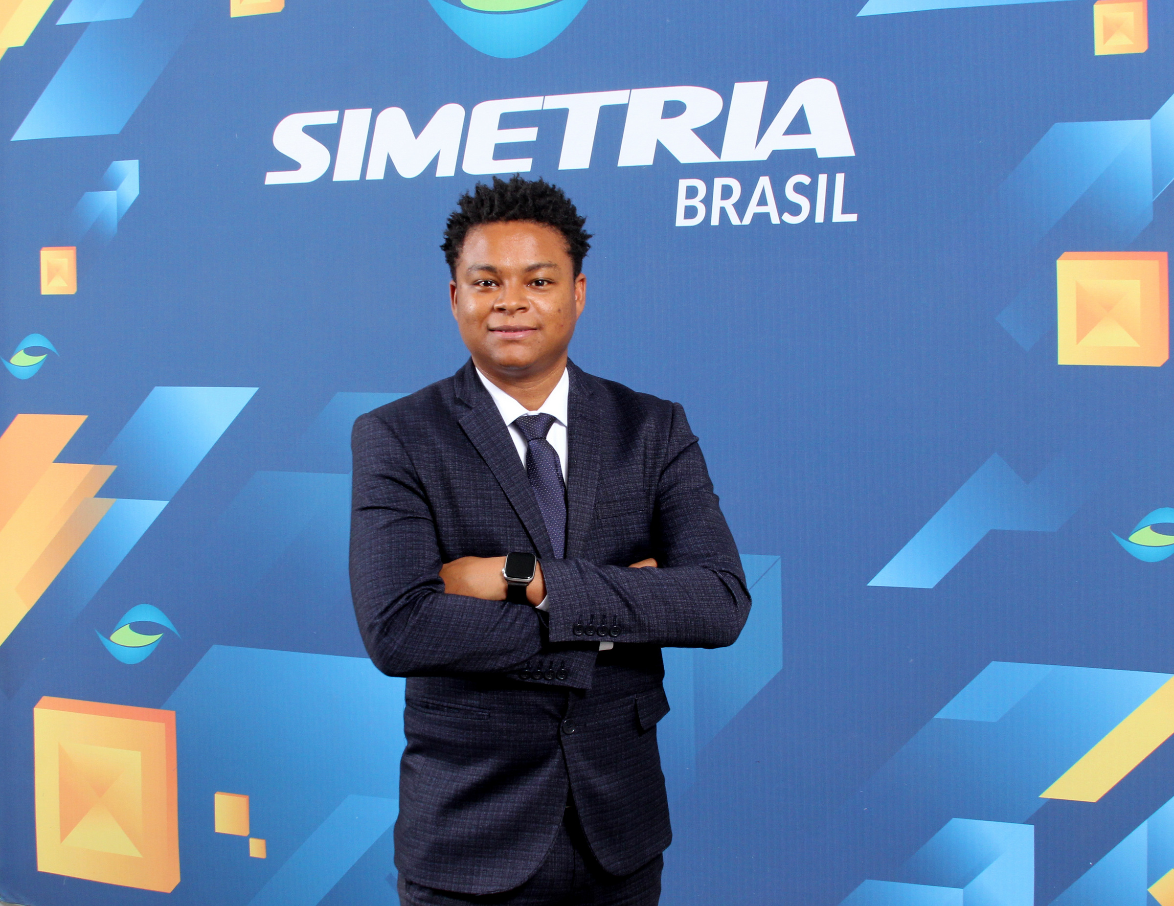 Simetria Brasil investe na experiência do usuário para oferecer serviços de excelência ao mercado