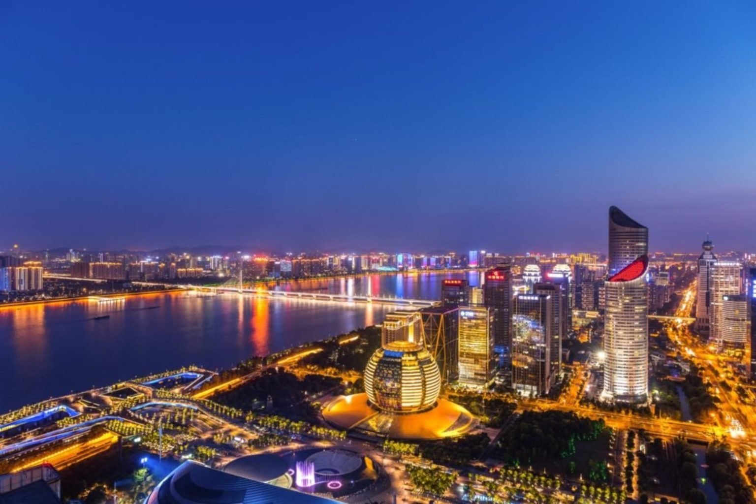 HSBC compra negócio de seguros da Axa em Singapura por US$ 575 milhões