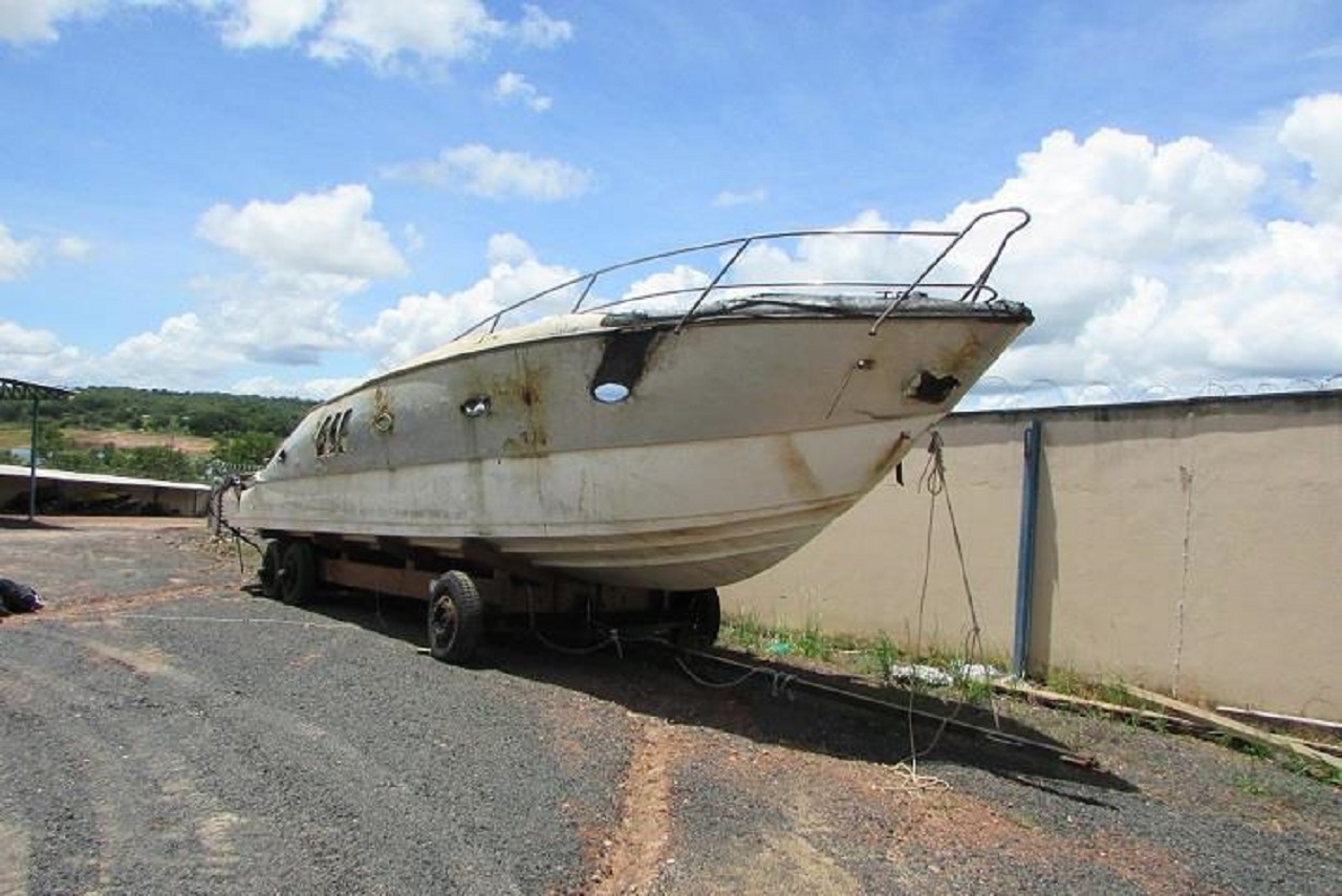 Grupo criminoso destruía veículos e embarcações para recebimento de indenização de seguro