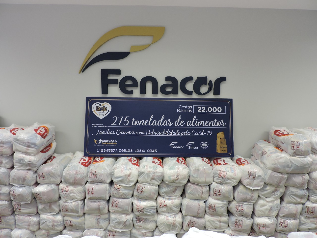 Fenacor mostra resultados de ação social, anuncia data de Congresso e lança nova campanha