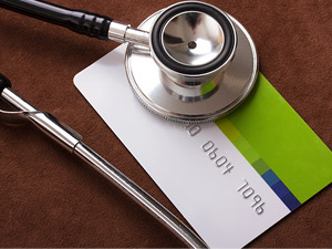 Plano de saúde não é obrigado a custear aparelho auditivo externo, diz STJ