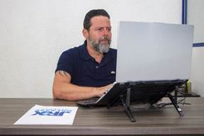 Rede de franquias de Corretora de seguros adota sistema de gestão para melhorar desempenho e produtividade