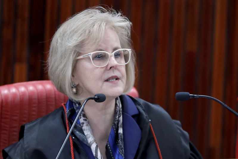 Obrigações impostas a seguradoras por lei estadual são inconstitucionais, decide STF