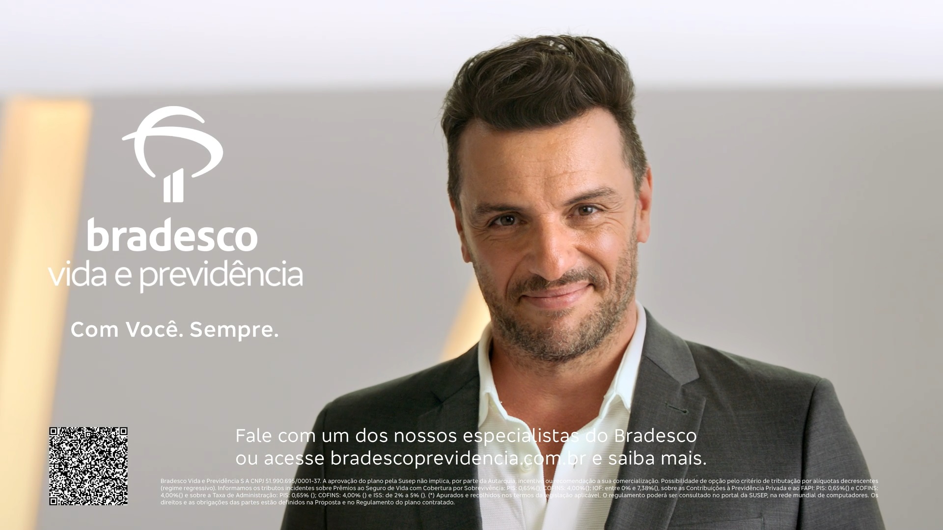 Rodrigo Lombardi protagoniza campanha sobre planejamento financeiro da Bradesco Vida e Previdência