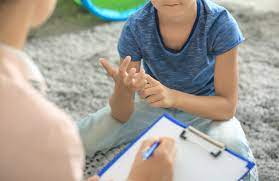 Transtornos mentais em crianças na pandemia preocupam pais e especialistas