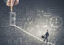 Seguradora oferece oportunidade de carreira profissional para pessoas 50+ em todo Brasil