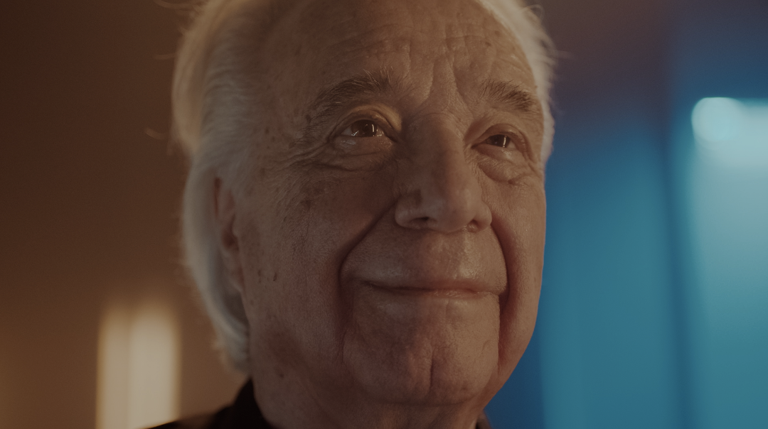 Campanha da Amil é protagonizada por colaboradores e clientes em encontros de grande emoção