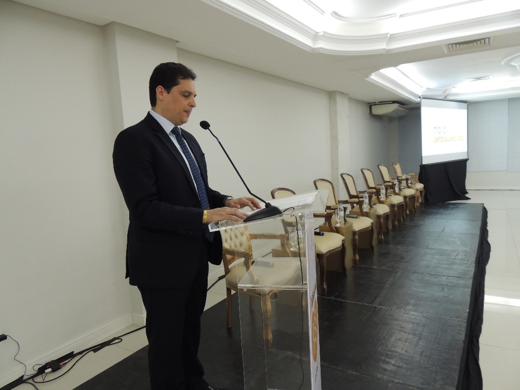 Presidente SindsegSC discursa no Painel “Juntos Salvamos VIDAS!”