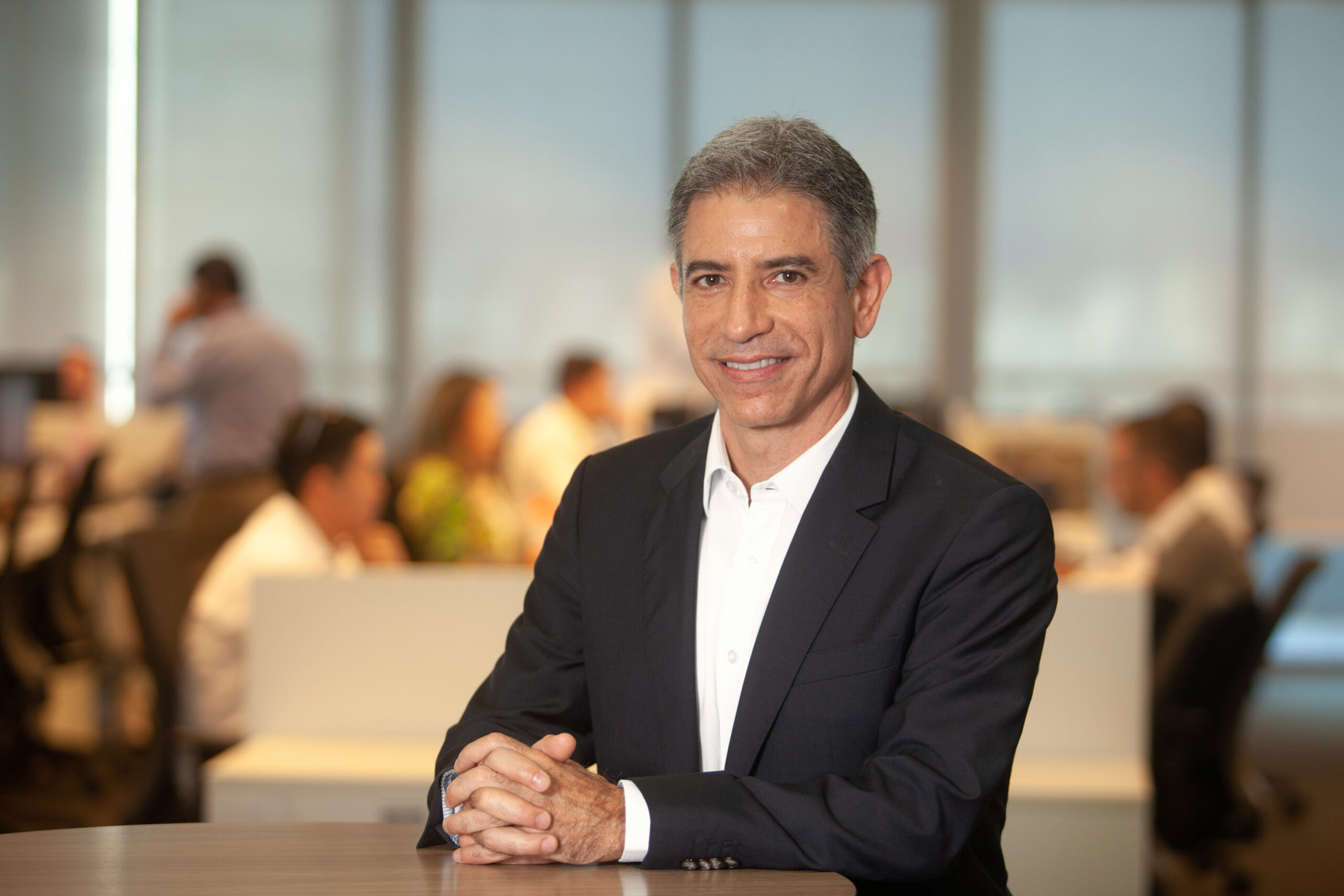 Endividamento preocupa e cenário traz atenção para os benefícios do seguro prestamista