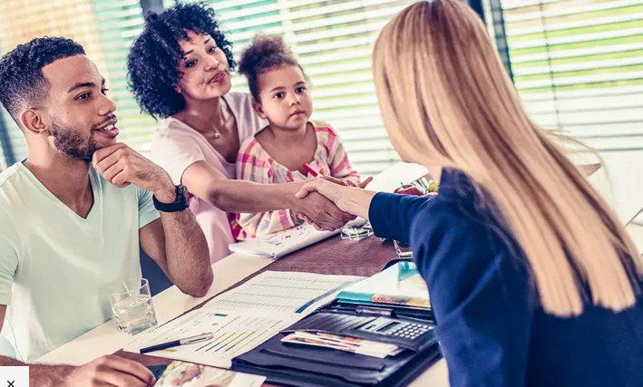 Com bolsa de R$ 10 mil, Acqua Vero lança escola para corretores de seguros