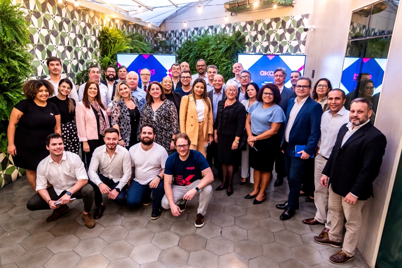 Road show da Akad Seguros no RJ reúne mais de 80 corretores
