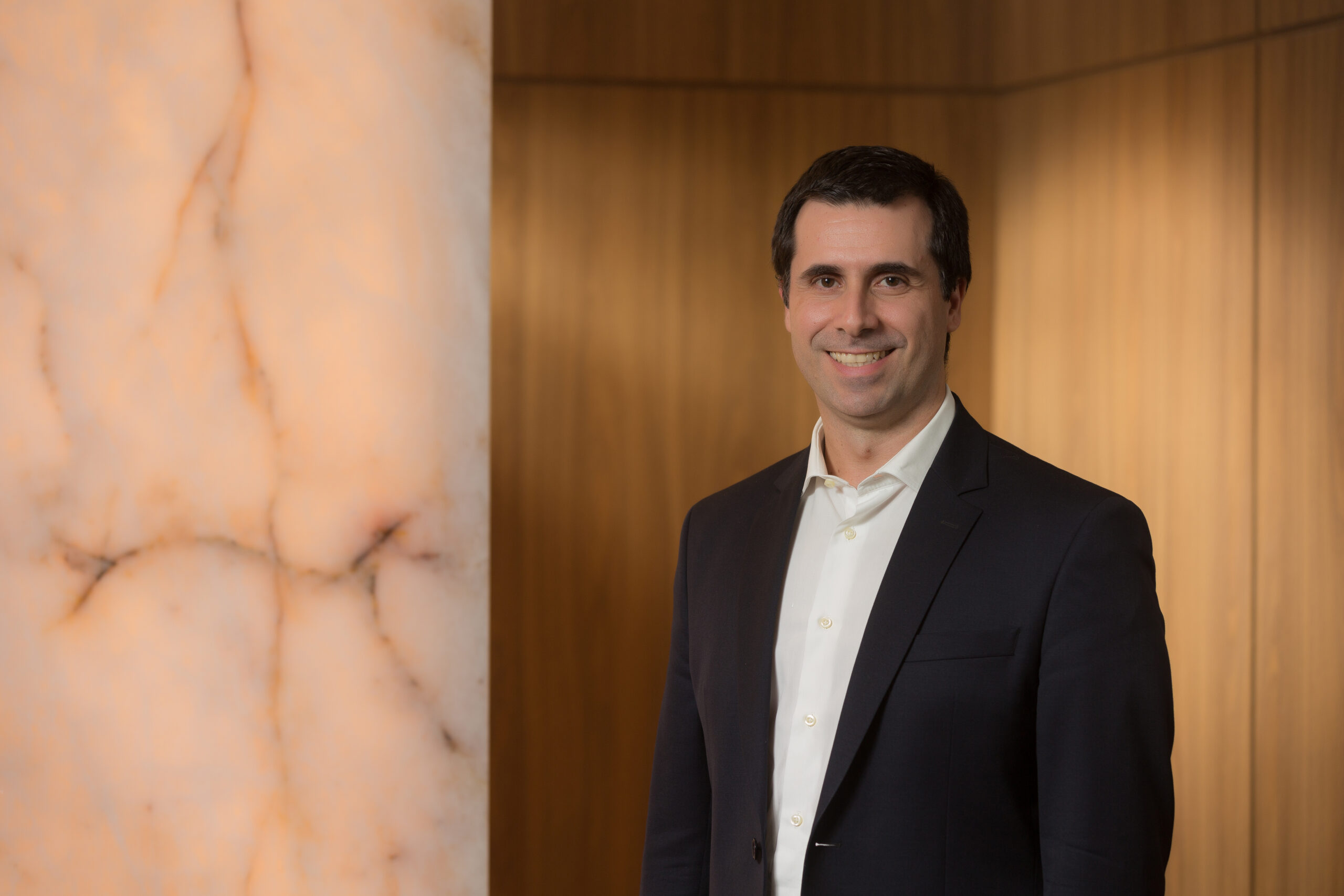 Epidemia da dengue faz aumentar em 40% os chamados para limpeza de caixas d’agua, ralos e calhas