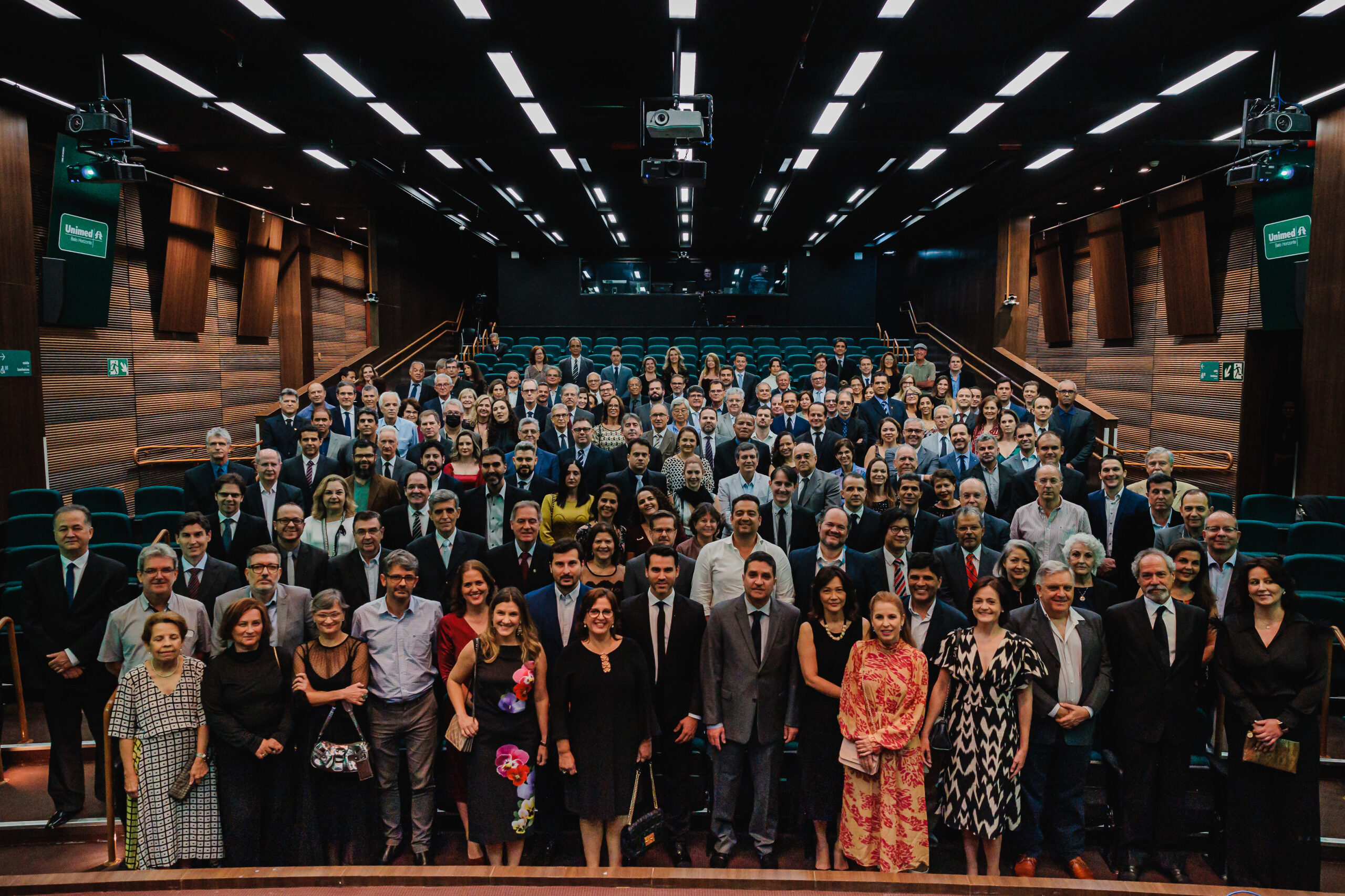 Unimed-BH empossa membros dos Comitês de Especialidades