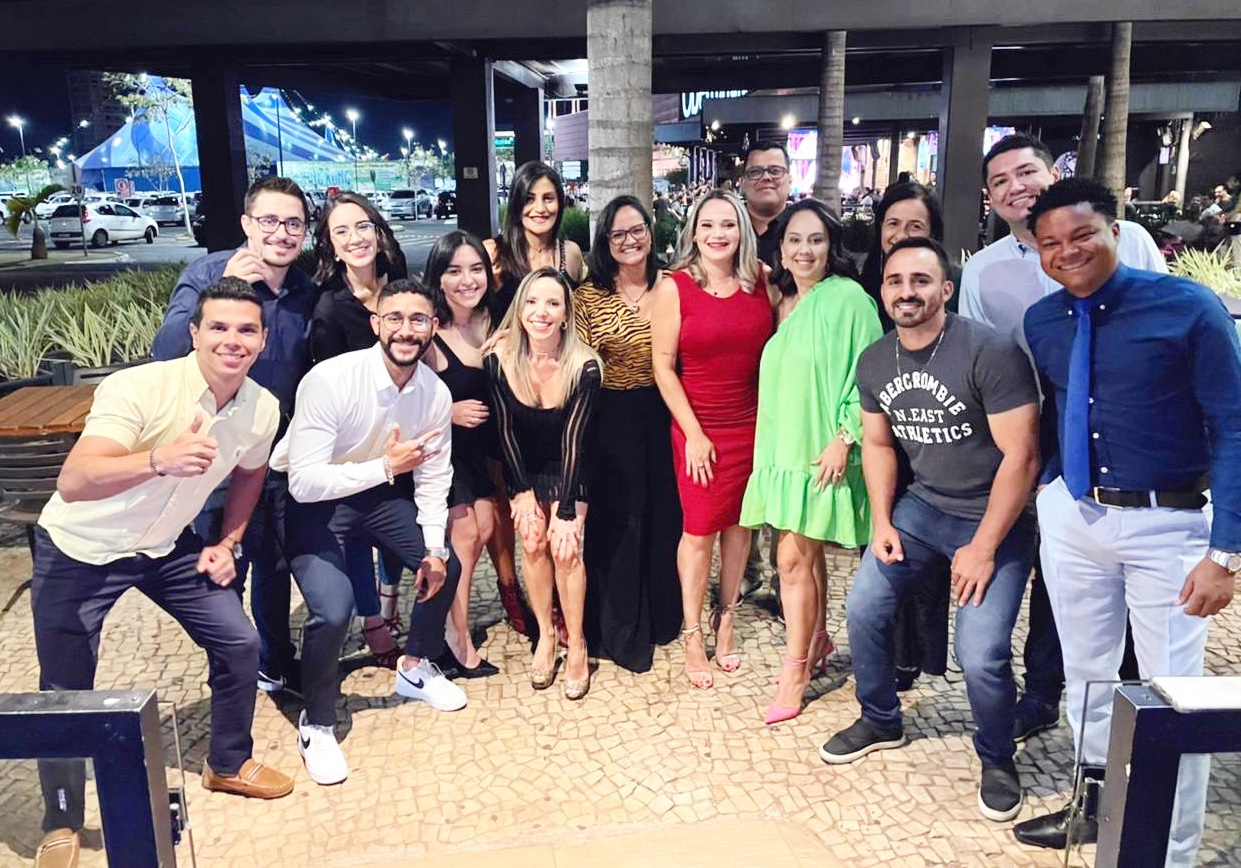 Campanha Autoridade em Vendas valoriza corretores em todo País