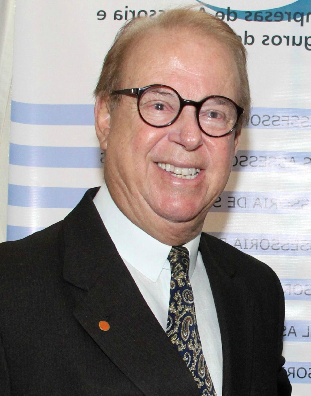 Nota de Pesar pelo falecimento de Olivio Américo