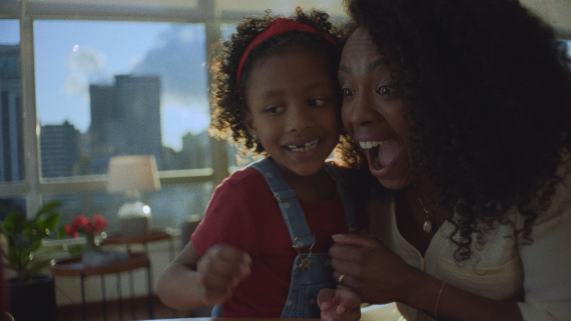 Para celebrar o Mês das Crianças, Bradesco Vida e Previdência lança campanha PrevJovem Premiável