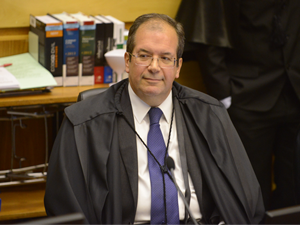 Cabe indenização por sinistro na vigência de liminar que estendeu contrato