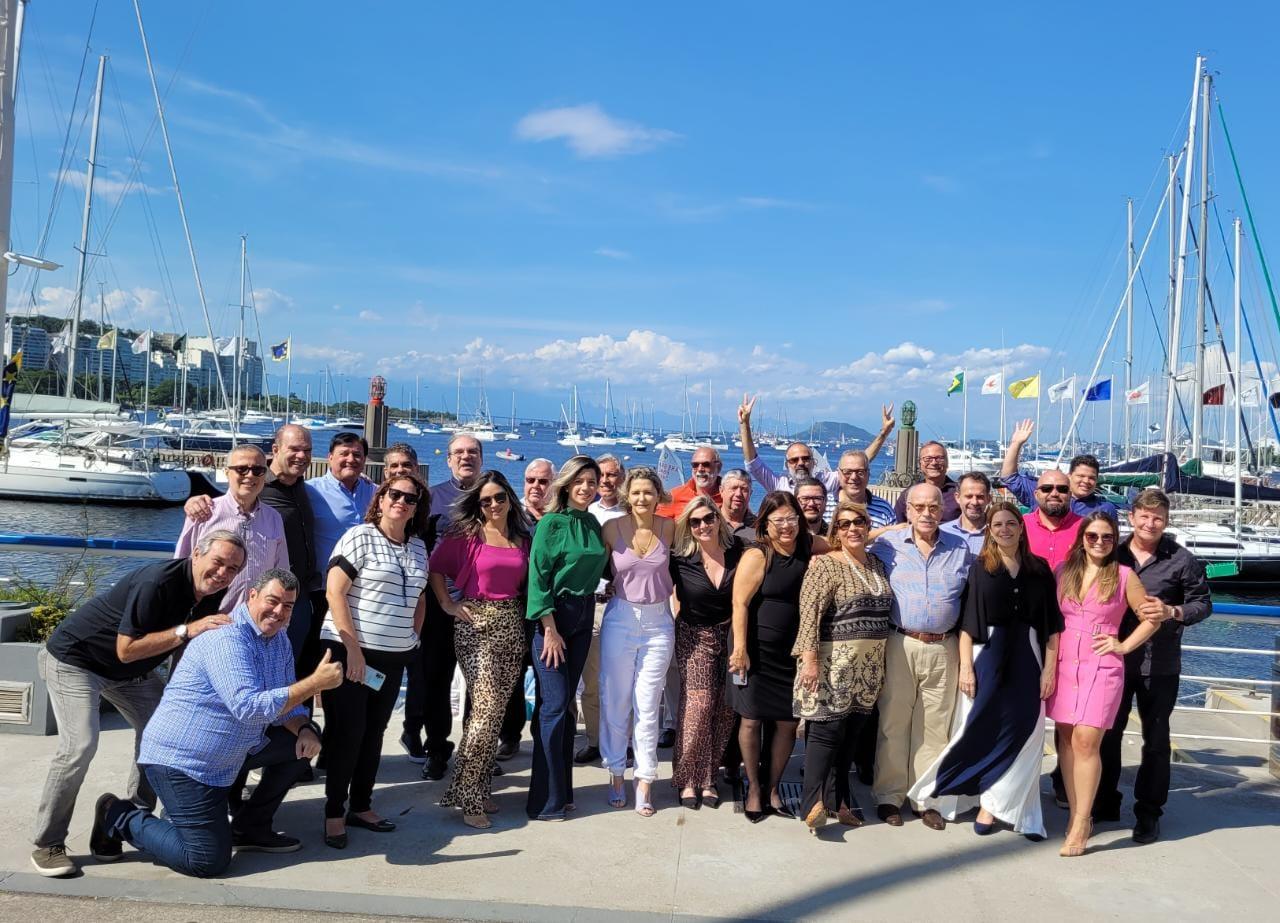 CCS-RJ comemora fechamento do ano e troca de comando