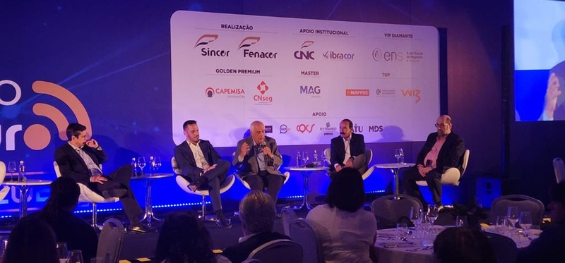 Nilton Molina participa do encerramento do Conexão Futuro Seguro 2022