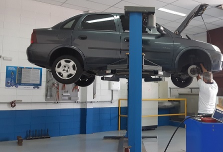 Itens do veículo que devem ser checados na revisão preventiva para viajar nas férias