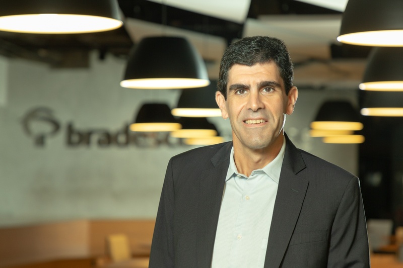 Bradesco Saúde aprimora experiência do corretor com inteligência artificial e novo canal de apoio exclusivo