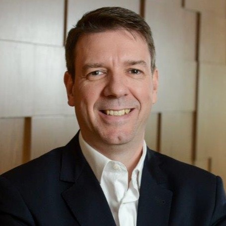 Alper anuncia duas novas vice-presidências