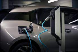 Maioria dos motoristas desejam que seu próximo veículo seja elétrico ou híbrido, afirma estudo