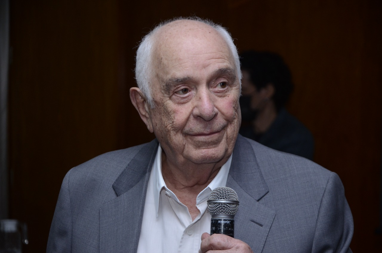 Aula inaugural terá palestra de Nilton Molina