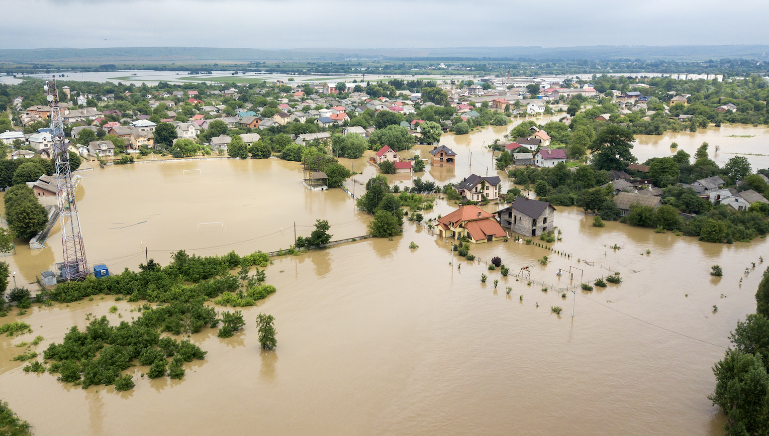 A Importância do Seguro Residencial e Comercial em Meio às Condições Climáticas Extremas no Brasil