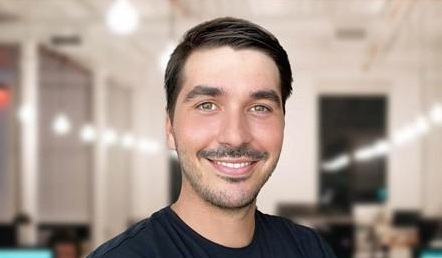 Assistente de IA é lançado para Corretores de Seguros