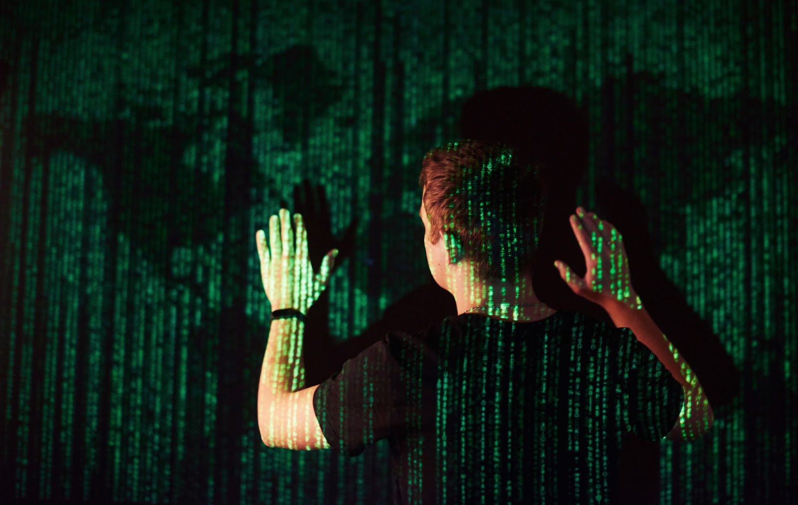 “Empresas investem em cibersegurança, mas não se protegem”, destaca especialista da Alper Seguros