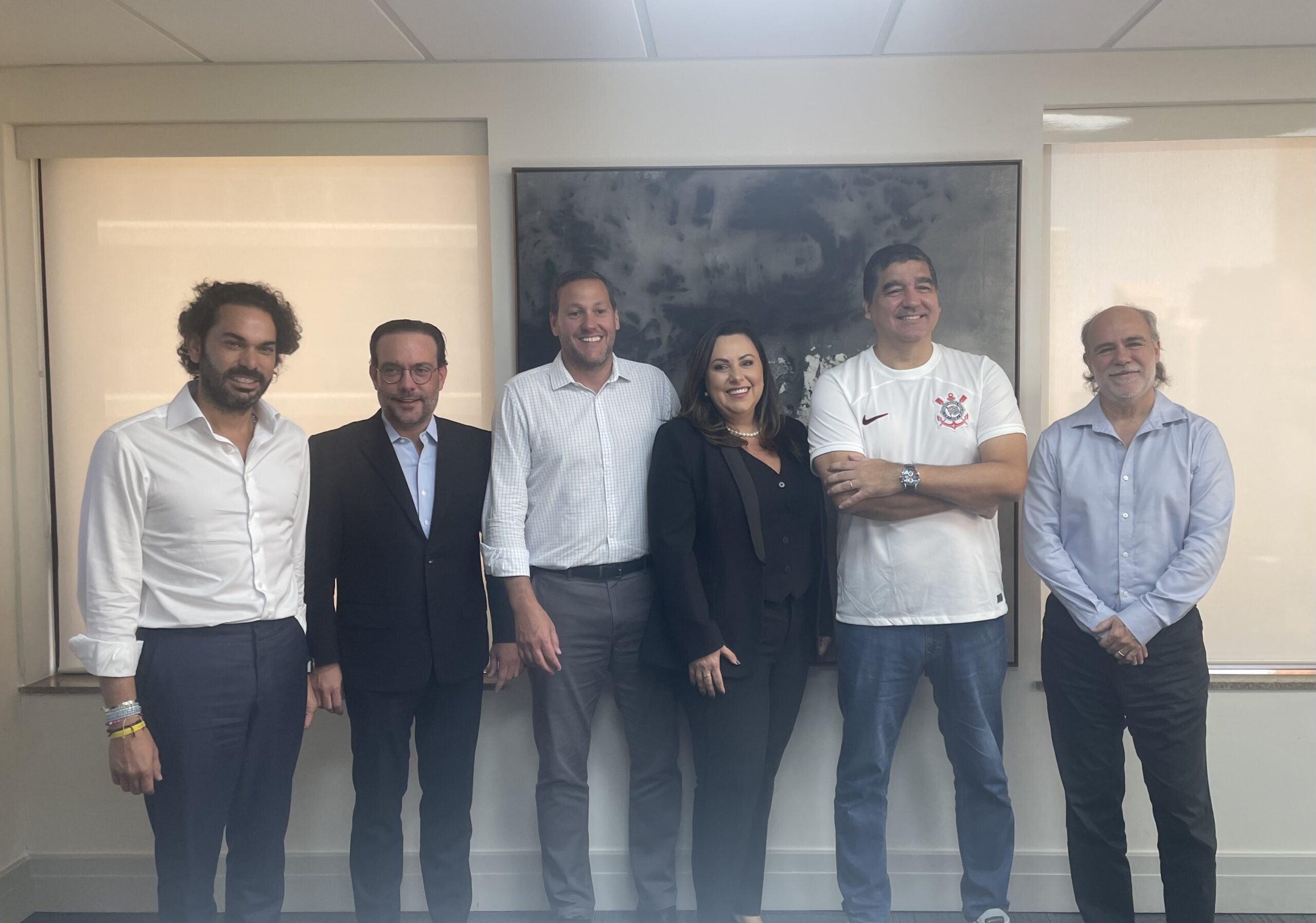 Com aposta no branding e na experiência, EZZE Seguros avança no mercado