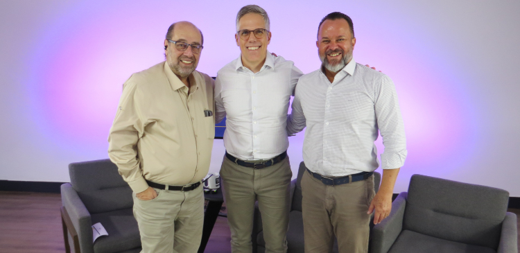 Em bate-papo do SincorCast, Sincor-SP aproxima corretores de seguros do presidente da Porto