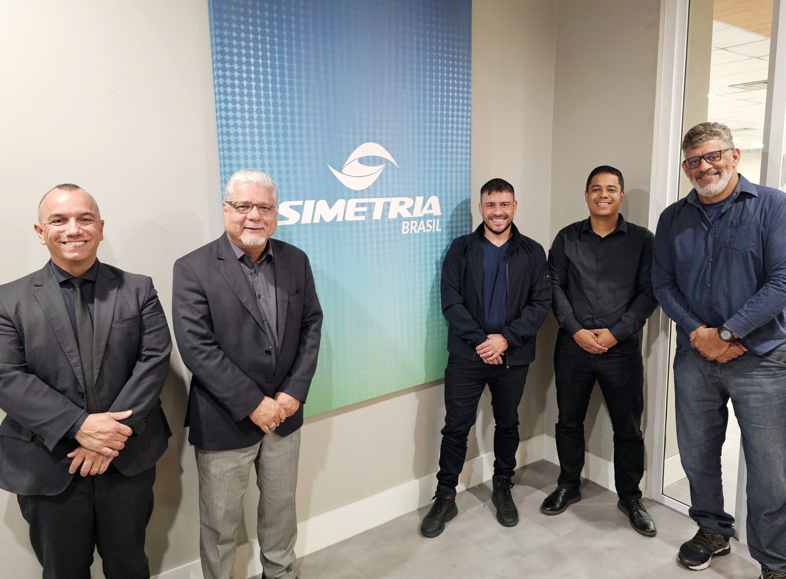 Simetria Brasil recebe CSP-MG em sua nova casa