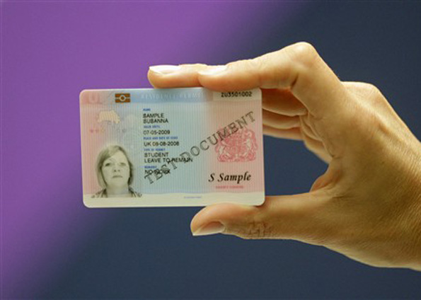 Identidade biométrica deve substituir reconhecimento facial no combate a fraudes online