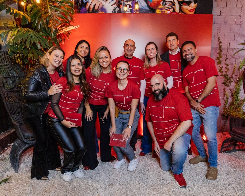 Paraná Clínicas celebra lançamento da nova marca e prepara duas inaugurações