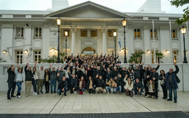 ‘Vou com a Zurich’ leva corretores para Ilha de Comandatuba e Mendoza