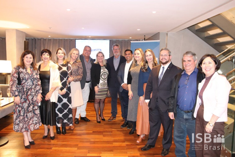 ISB Brasil celebra 40 anos em evento para associados , ex-presidentes e personalidades do mercado