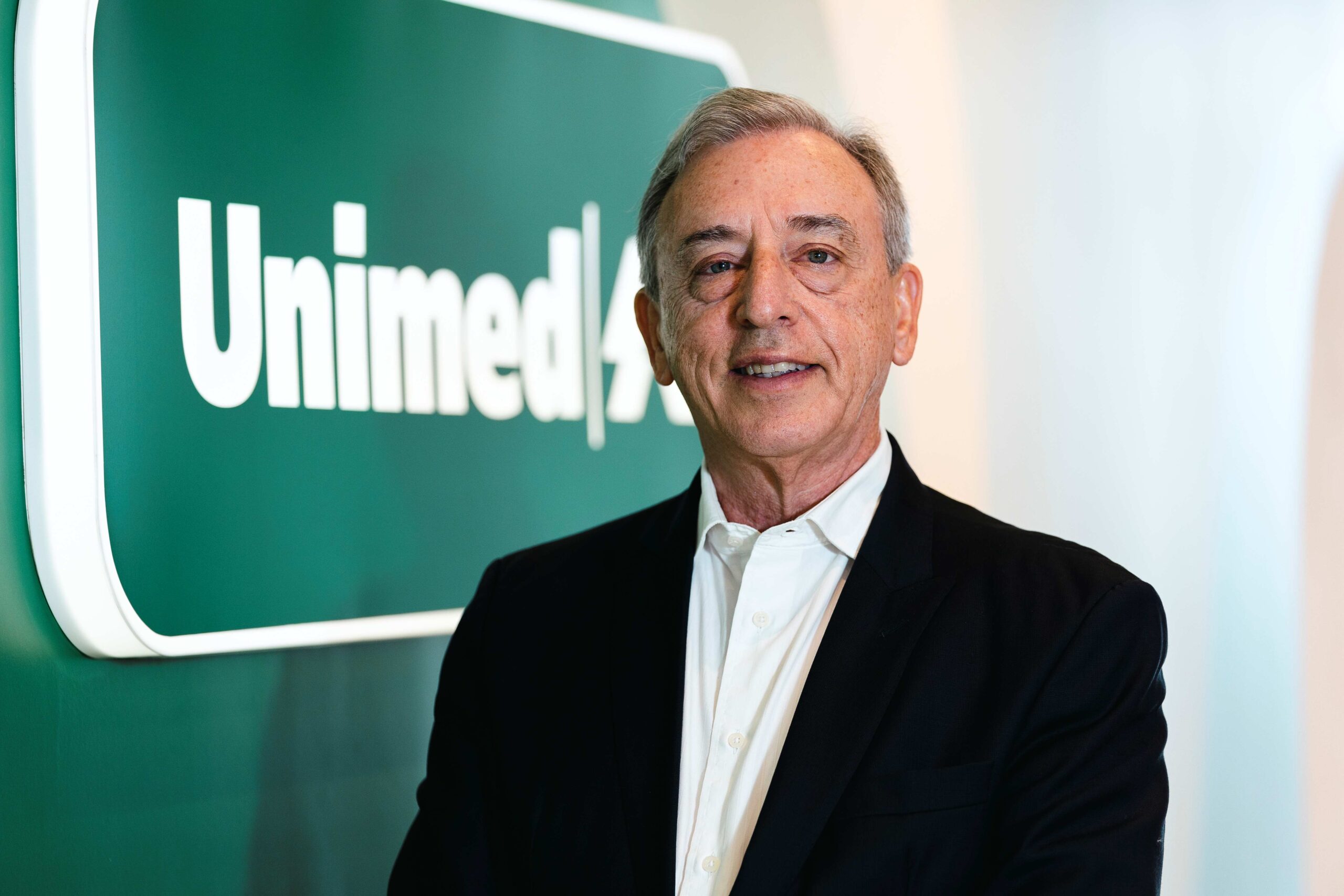 Por um mundo mais cooperativo