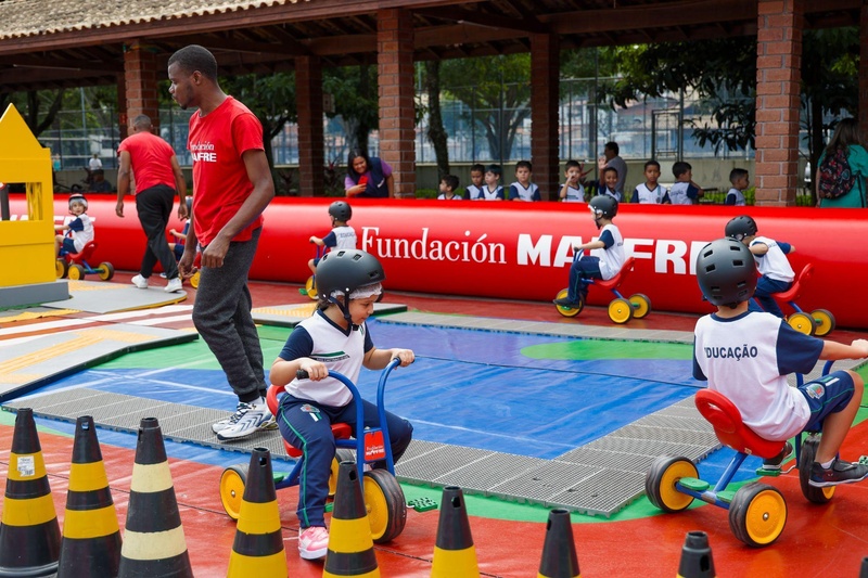 Programa de conscientização viária “Na Pista Certa” celebra o impacto positivo na vida de mais de 12 mil crianças neste primeiro semestre