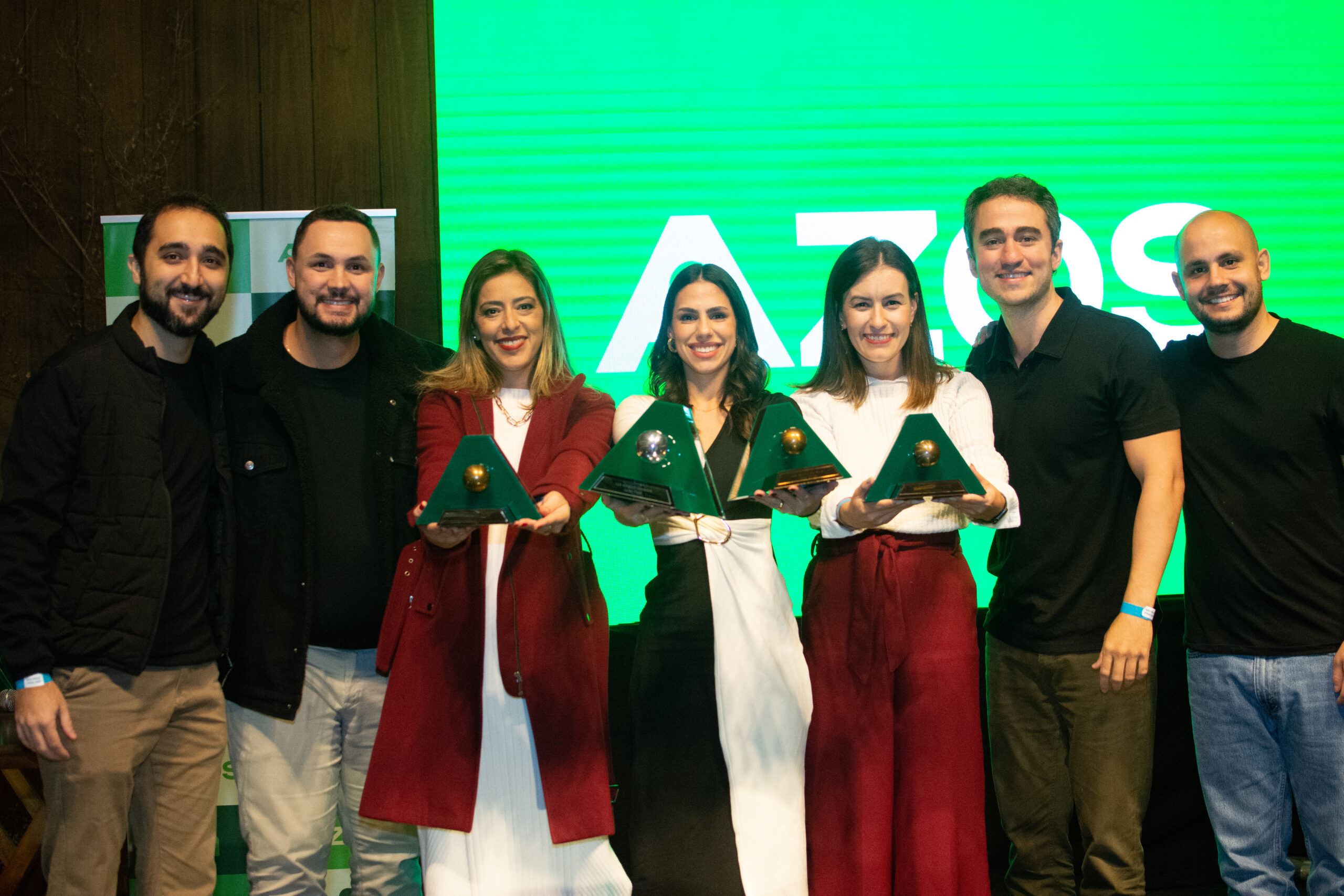 Azos promove evento de reconhecimento para corretores em Curitiba