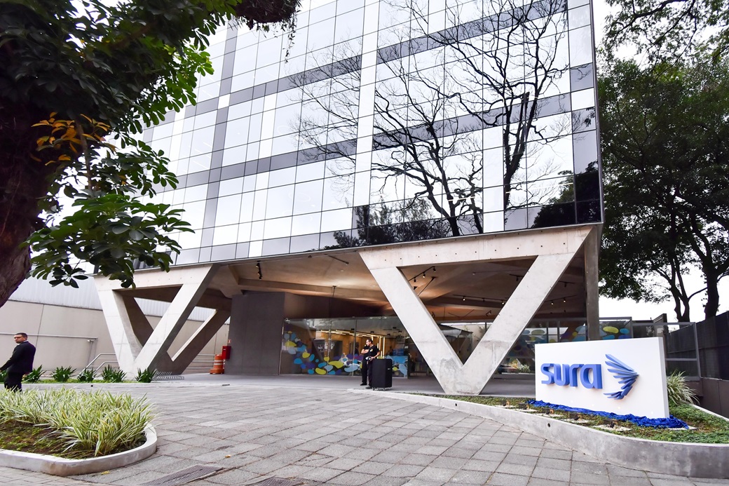 Seguros SURA completa 8 anos de Brasil e 80 de fundação, investe em nova sede e expande atuação no mercado brasileiro