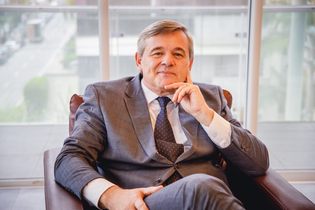 A trajetória de Rogério Bruch: da experiência com transportes de cargas ao sucesso no Grupo Fetra