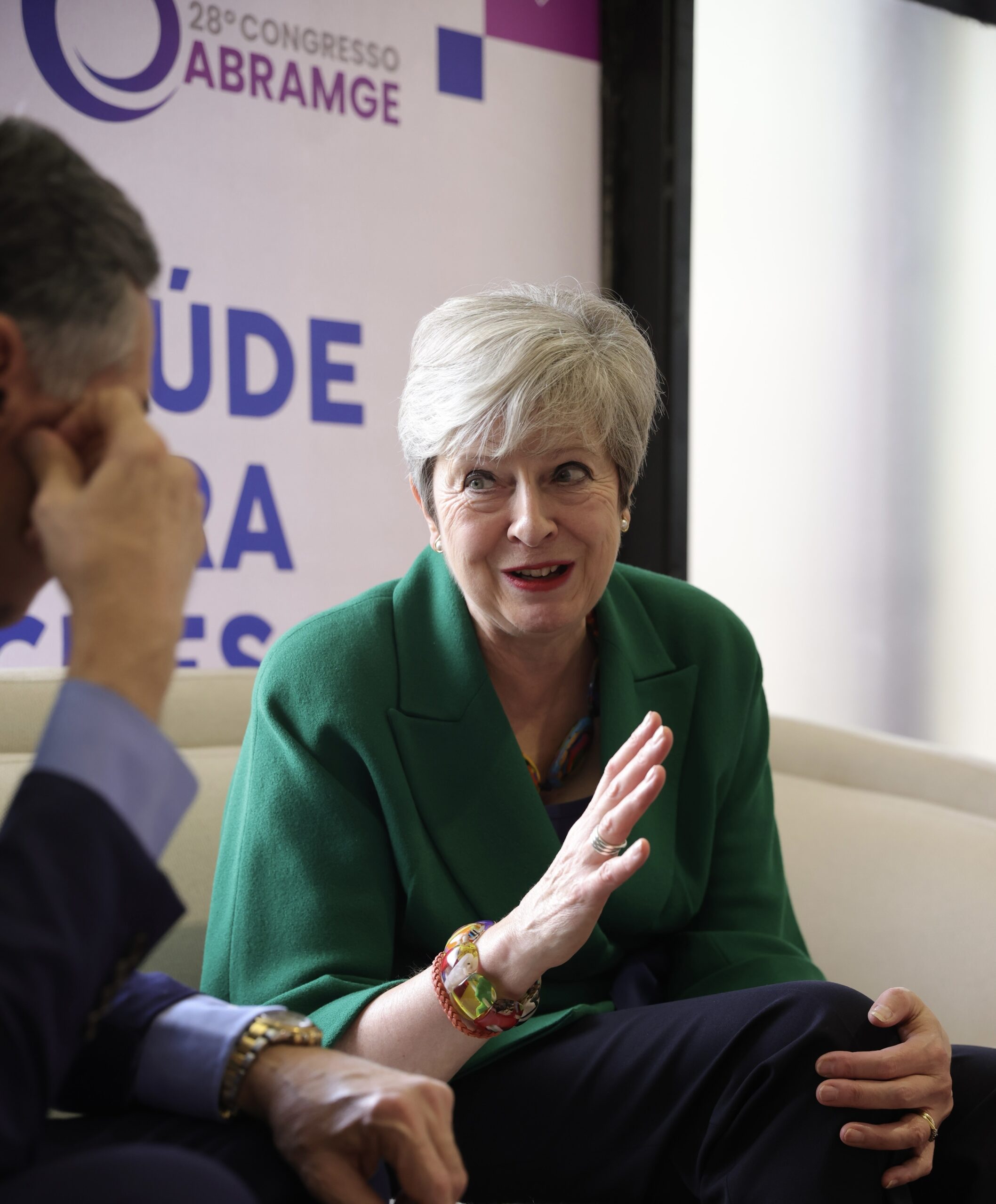 NHS utiliza triagem para diminuir a pressão sobre o sistema de saúde