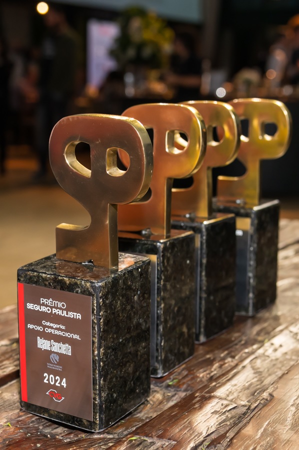 CVG-SP celebra fim de ano com festa e entrega do troféu Prêmio Seguro Paulista