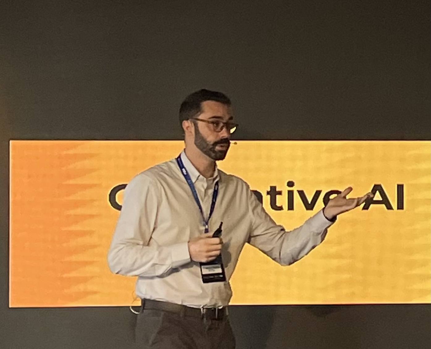 O Futuro da Inteligência Artificial: Conectando IA Generativa e Preditiva para Empresas e o Potencial do GAIA