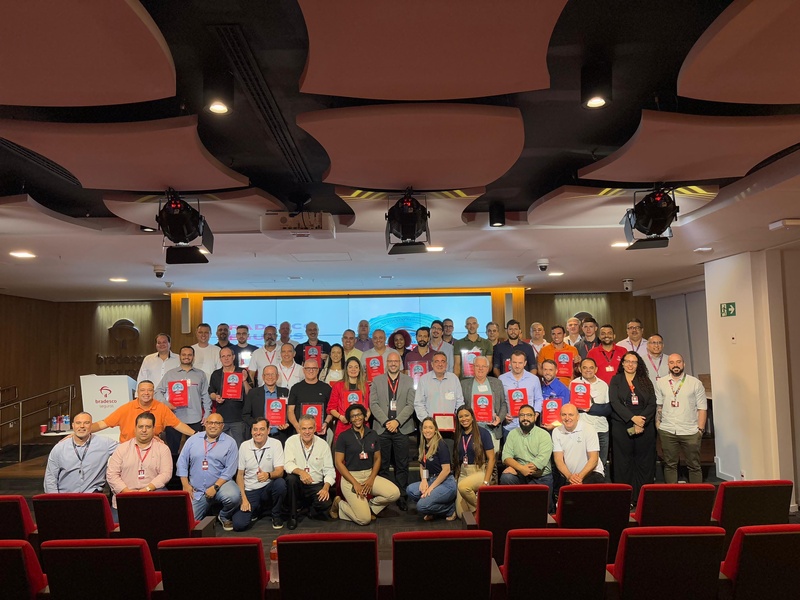 Bradesco Seguros entrega Selo Diamante de reconhecimento a 20 oficinas referenciadas