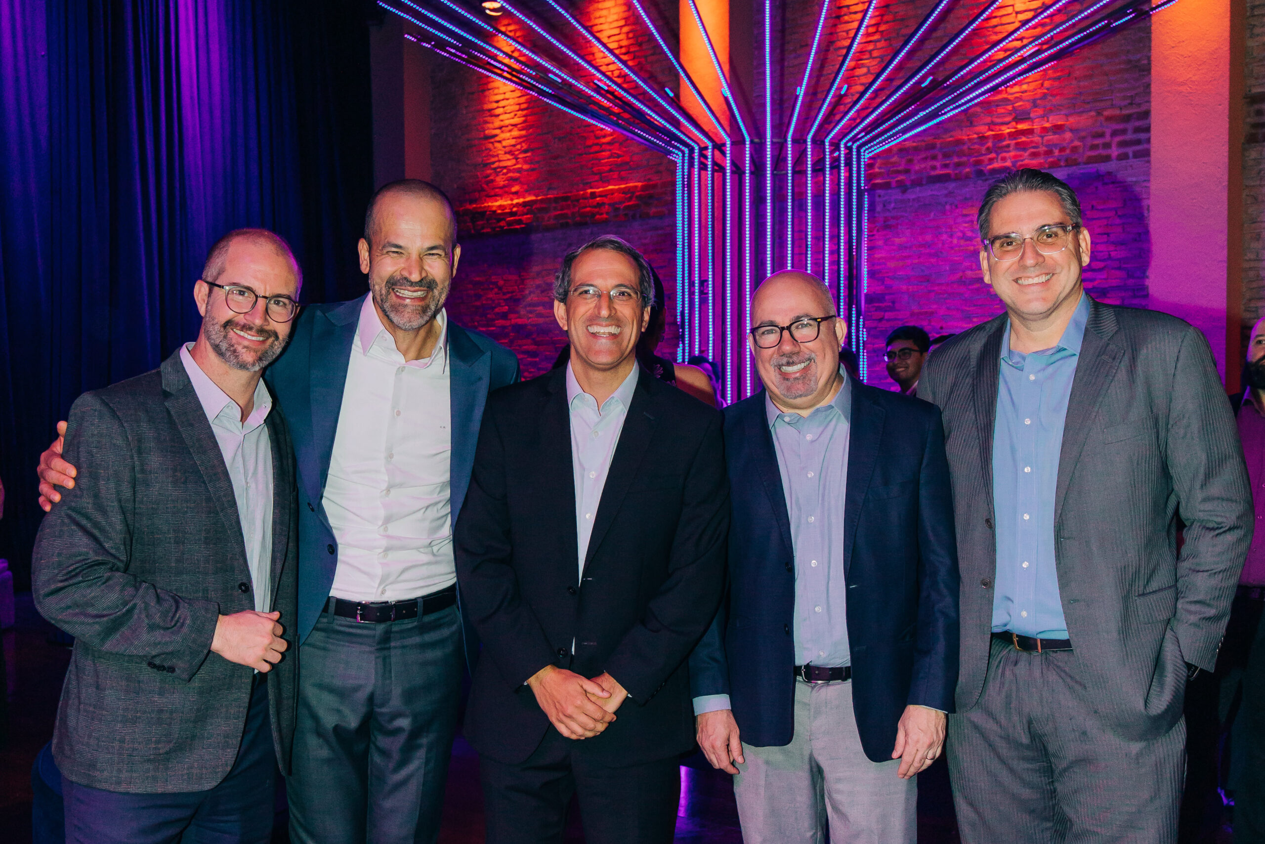 Grupo Omint reconhece parceiros de negócios nas verticais de saúde e seguros em premiação